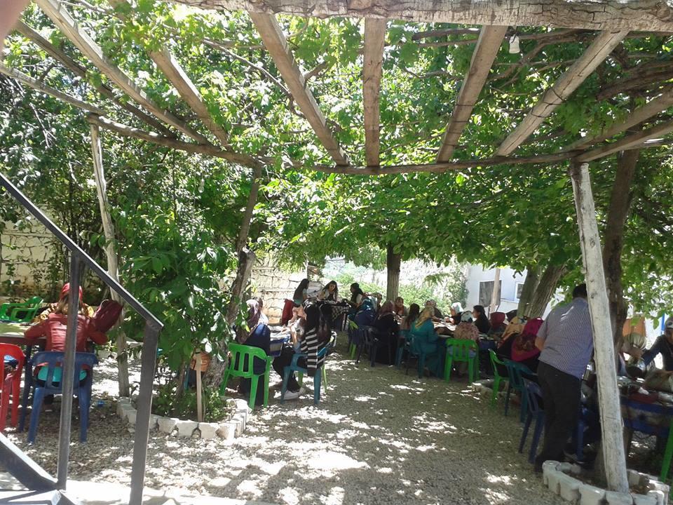 Nemrut Dagi Isik Pansi̇On Motell Karadut  Exteriör bild